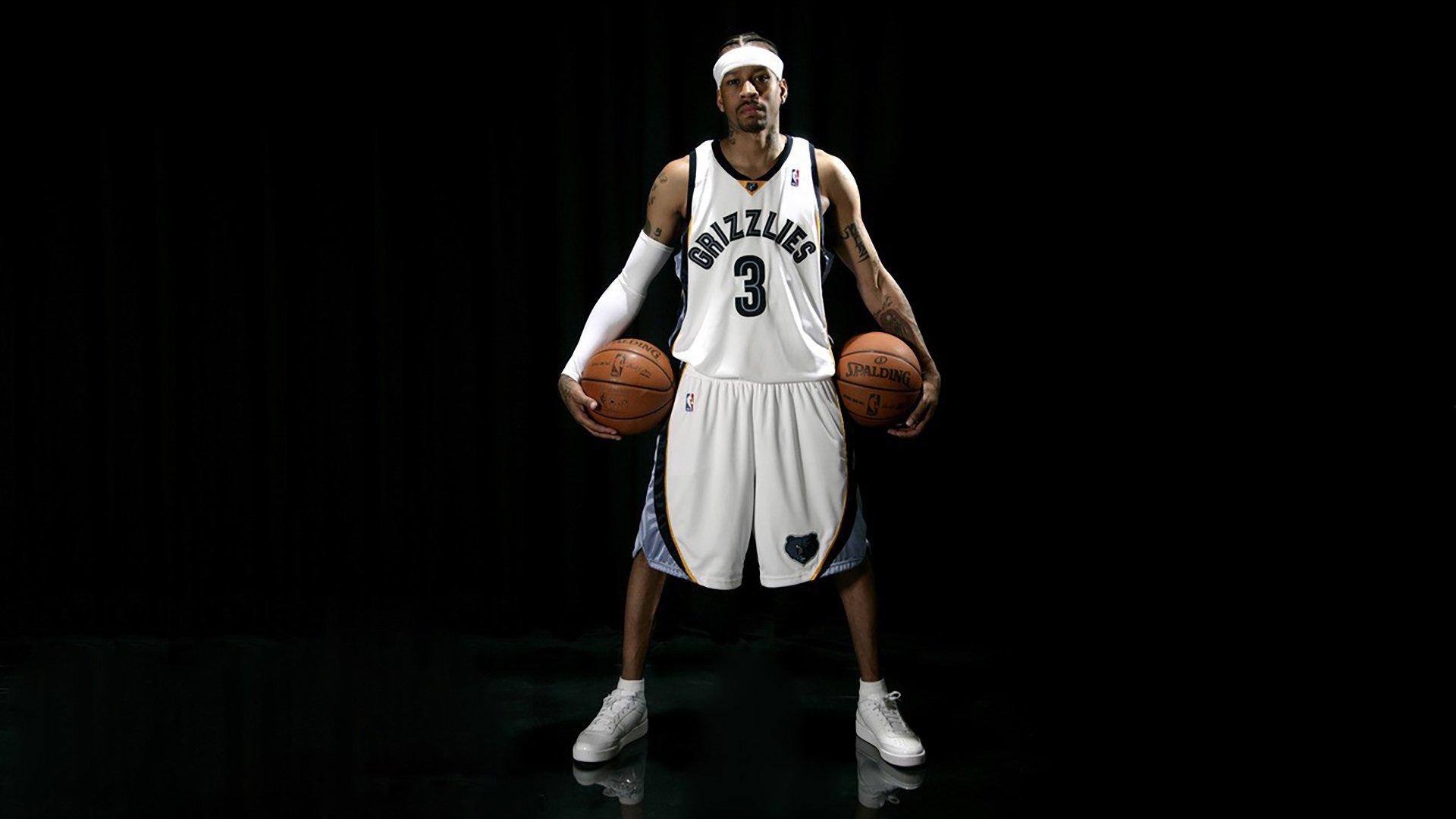 伊涅斯塔深情致意布斯克茨,并肩岁月,毕生之荣